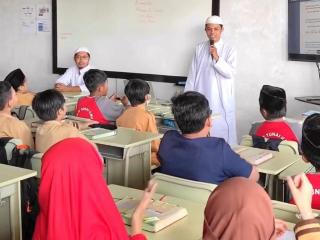 Terkenal karena Marginnya Rendah, SIT Tunas Ilmu Tanjung pinang pilih Pembiayaan dari BRK Syariah